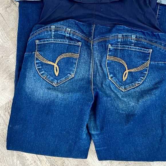Maternity jeans - Picture 3 of 7